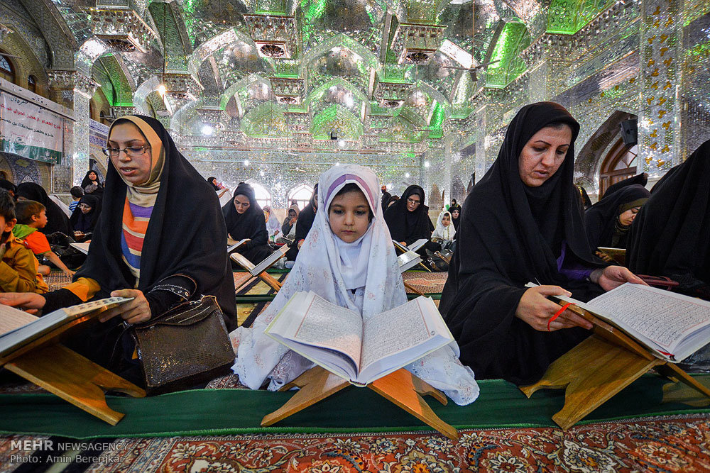 انس زنان با قرآن و نقش آن در تربیت نسل آینده