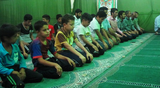تاثیر مسجد بر اشتیاق فرزندان به عبادت